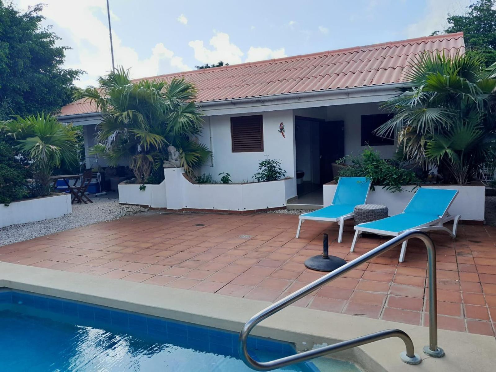 Kas Di Ala Apartments Willemstad Luaran gambar