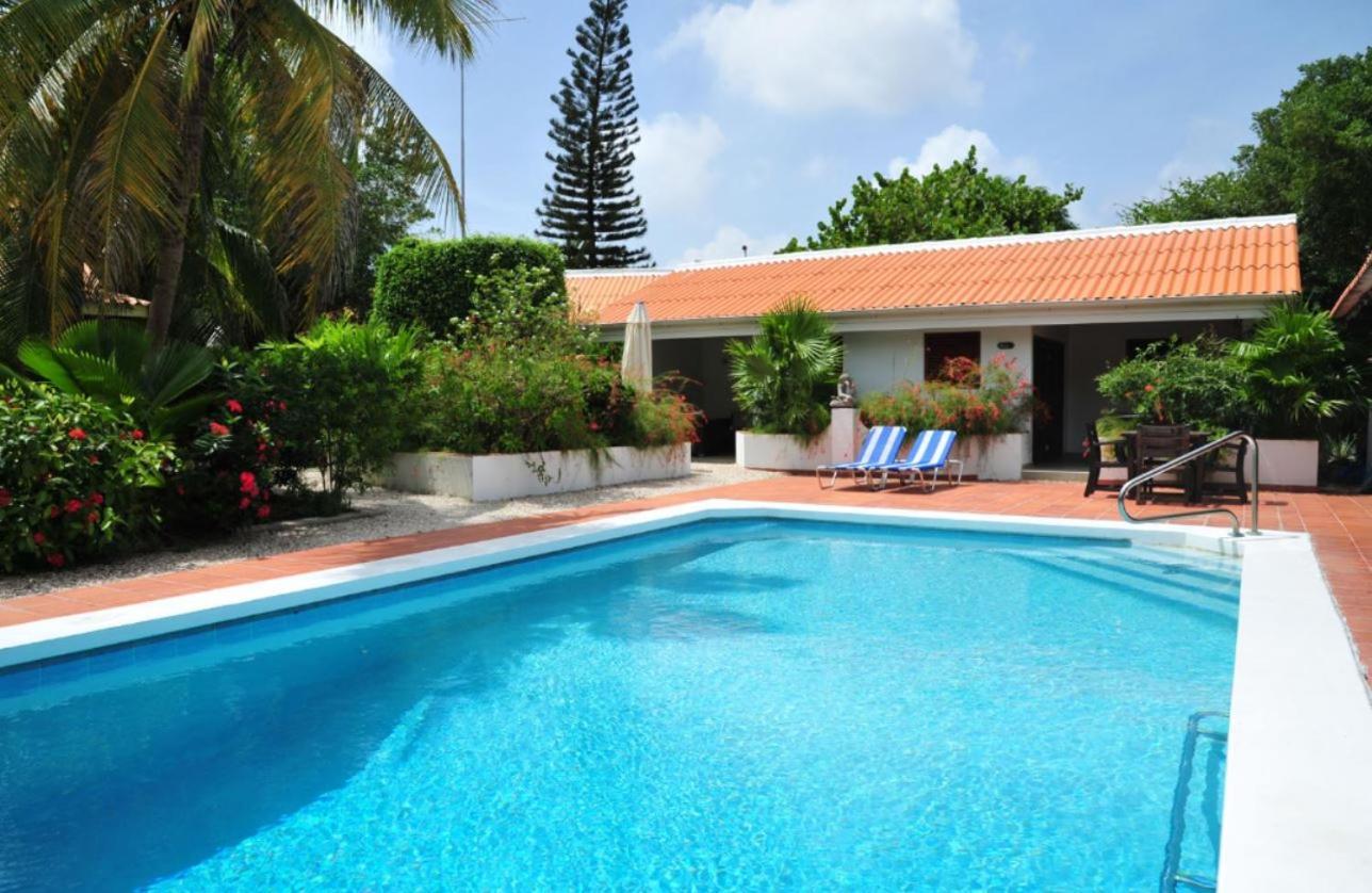 Kas Di Ala Apartments Willemstad Luaran gambar